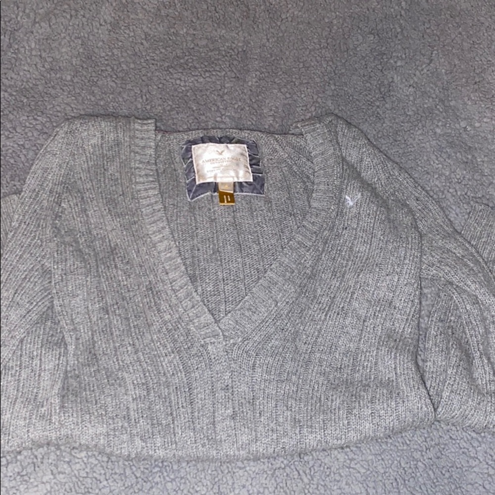 American Eagle Gray Sweater